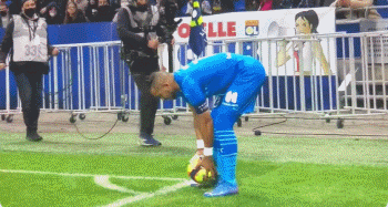 巴萨副主席：当前票价确实偏高；正为梅西准备他值得的致敬