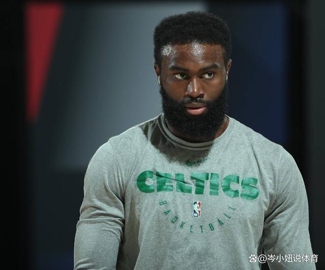 广岛前锋：在艰难的情况下能拿下一场平局很欣慰，感谢远征军（广岛前锋：逆境中逼平令人欣慰，感谢远征军的支持）