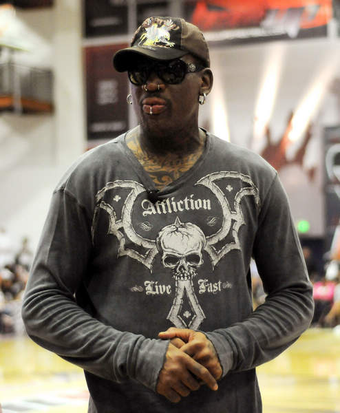 2025中超抢断榜：西海岸杨希以105次居首，英博吕焯毅排第二（2025中超抢断榜单：西海岸杨希以105次领跑，英博吕焯毅位居次席）