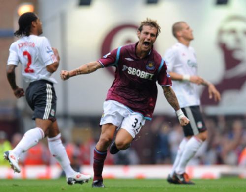 巴萨vs法兰克福，亚马尔带球被断，克瑙夫单刀破门（巴萨对阵法兰克福：亚马尔带球失误被断，克瑙夫反击单刀破门）